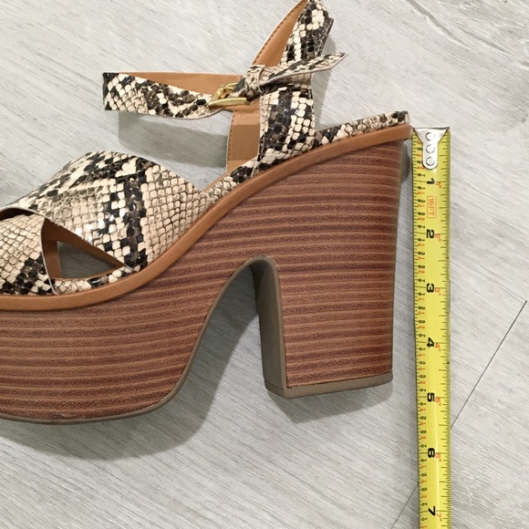 Idore Catalina Platform Sandals - Picture 12 of 12